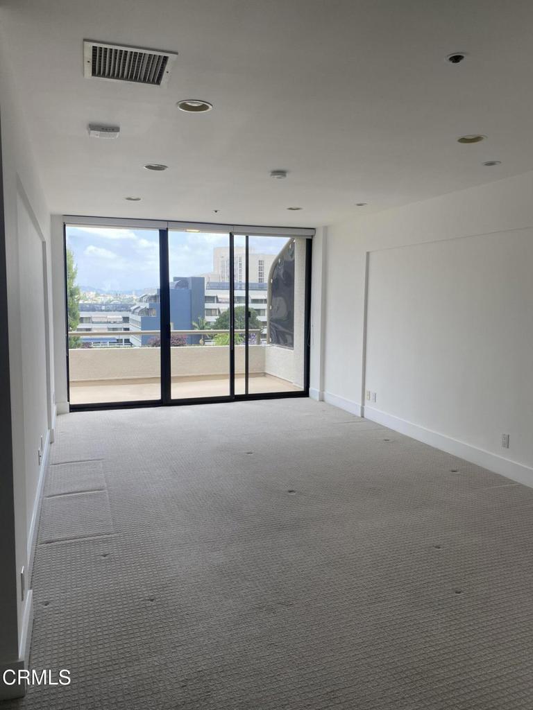 121 S Hope Street 408