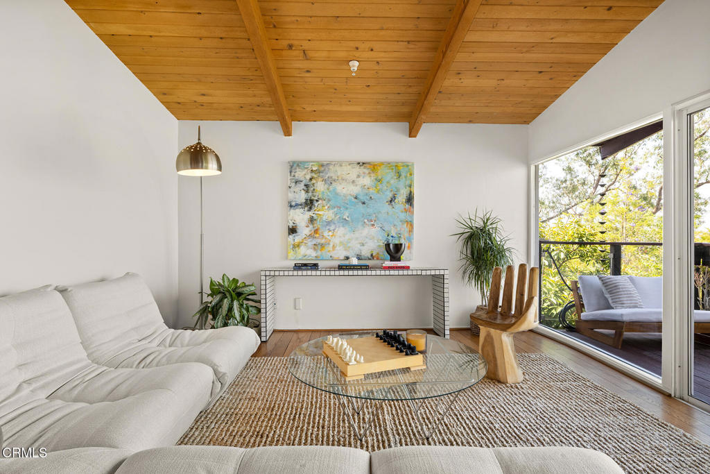 6201 1/4 Saylin Lane