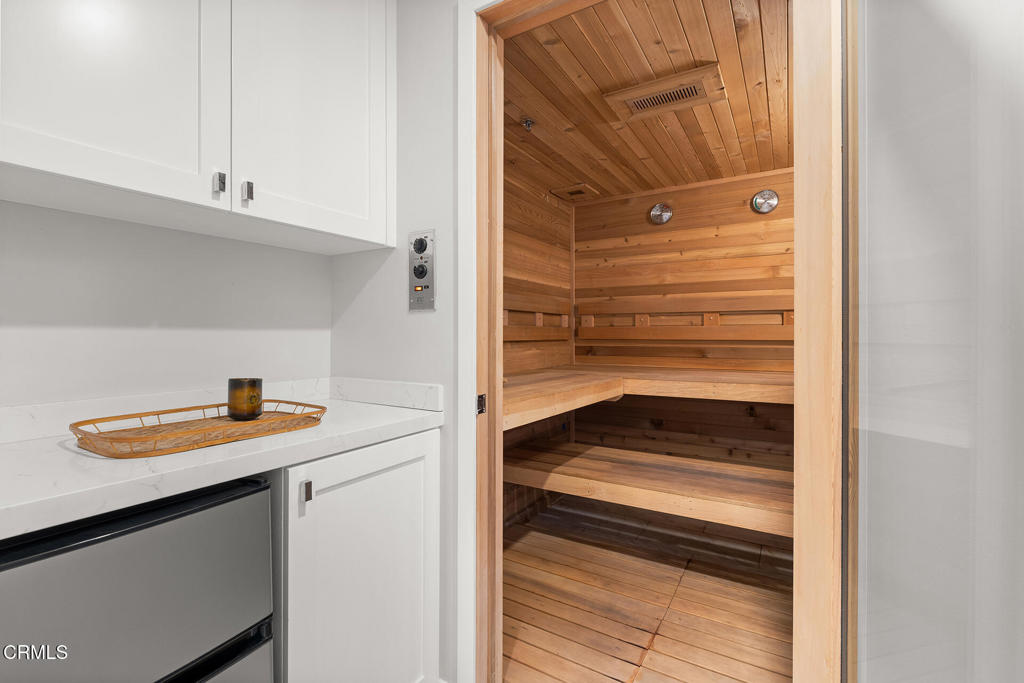 6201 1/4 Saylin Lane