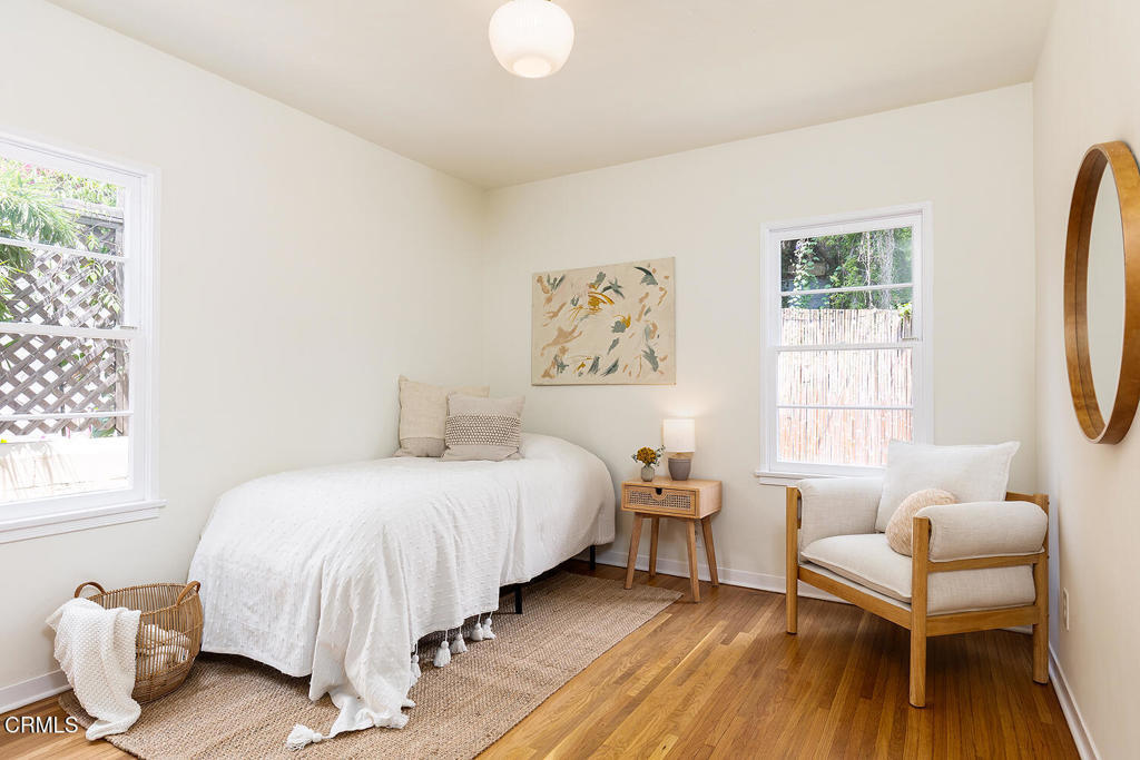 834 N Ave. 63