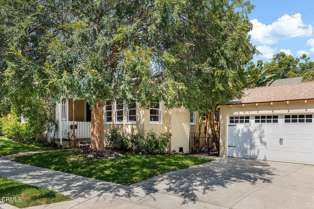 834 N Ave. 63
