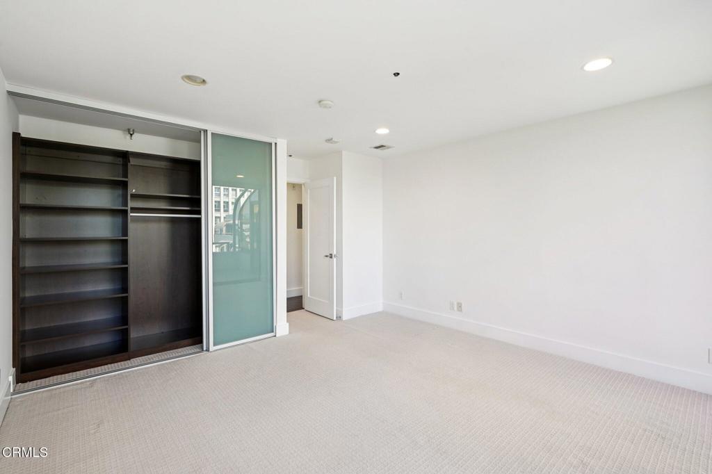 121 S Hope Street 408