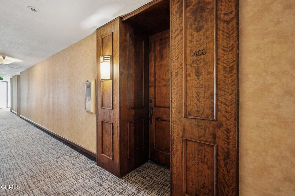 121 S Hope Street 408