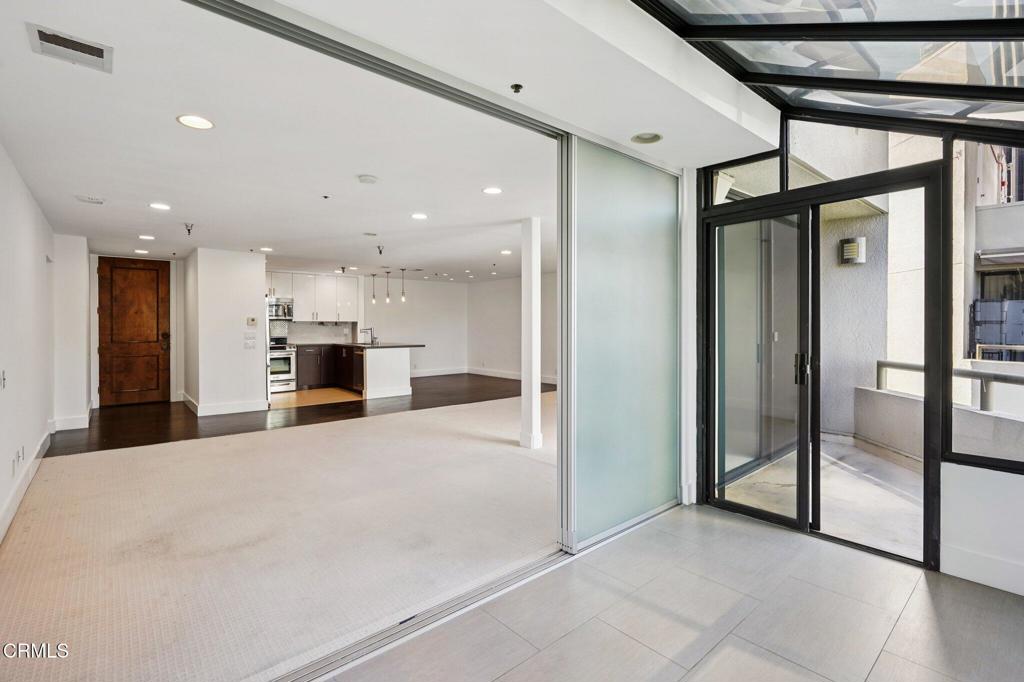 121 S Hope Street 408