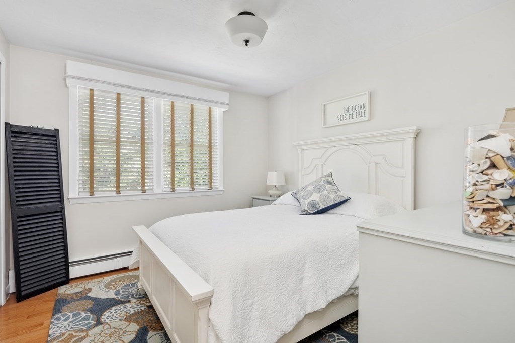 5 Maple Street # 5