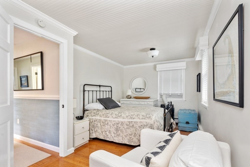 5 Maple Street # 5
