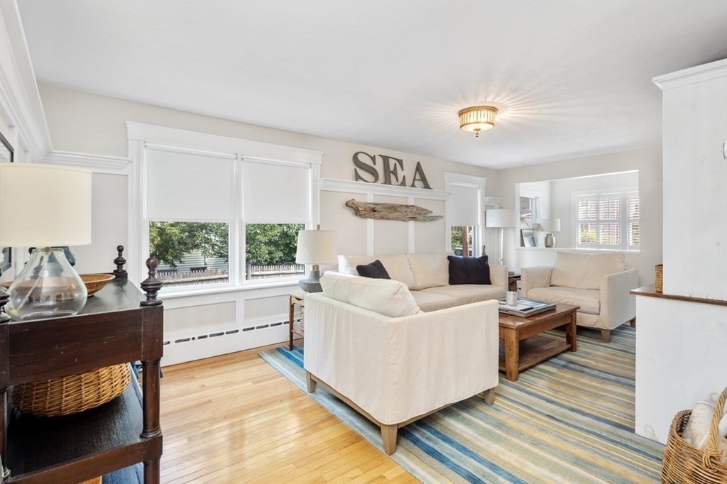 5 Maple Street # 5
