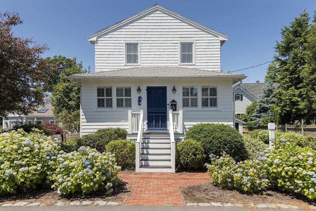 5 Maple Street # 5