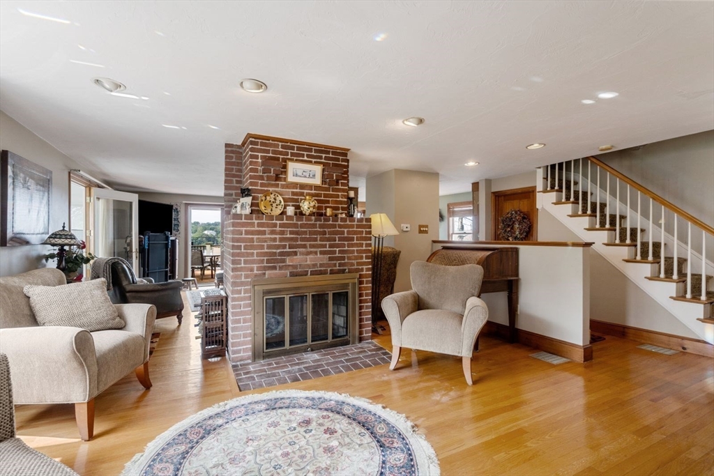 49 Summit Avenue
