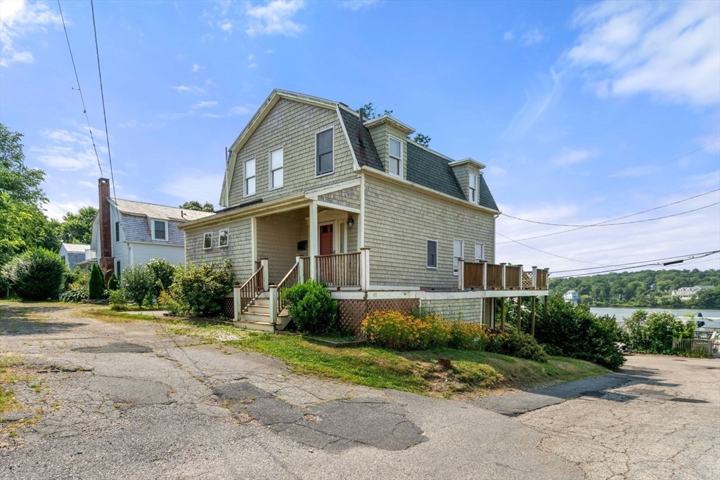 49 Summit Avenue