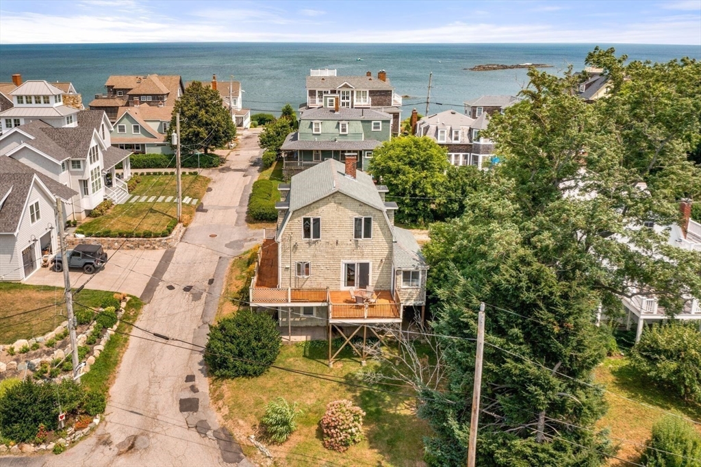 49 Summit Avenue
