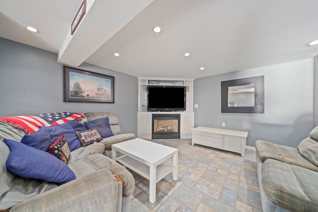 130 Prospect Hill Dr