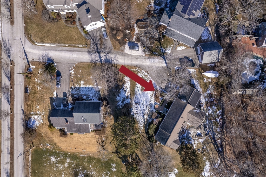 52 Linden Dr