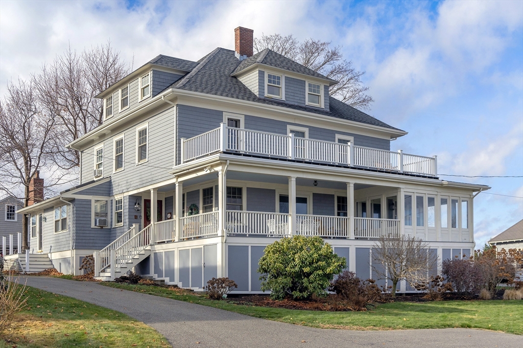 4 Bay View Ave