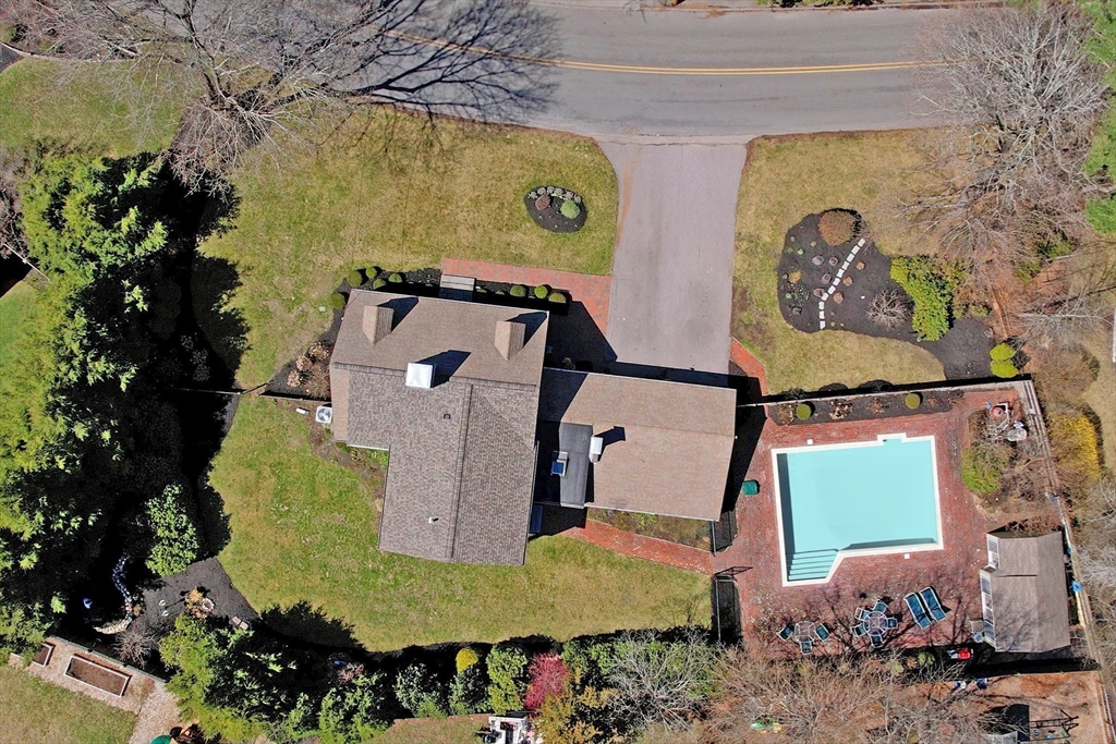 28 Liberty Pole Road