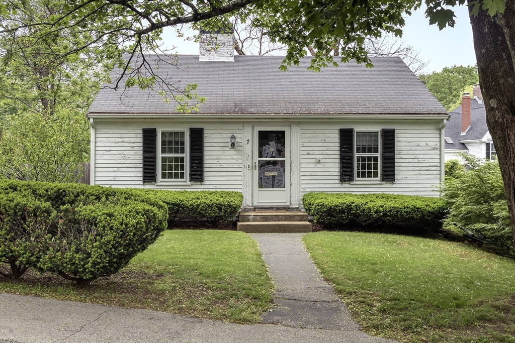7 Cedar Street