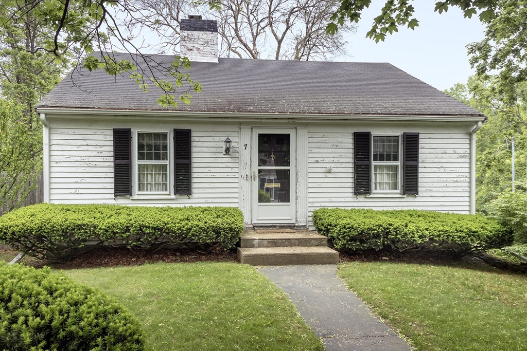 7 Cedar Street