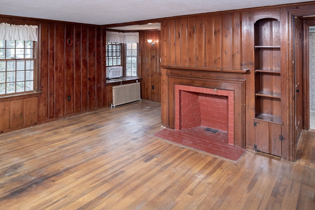7 Cedar Street
