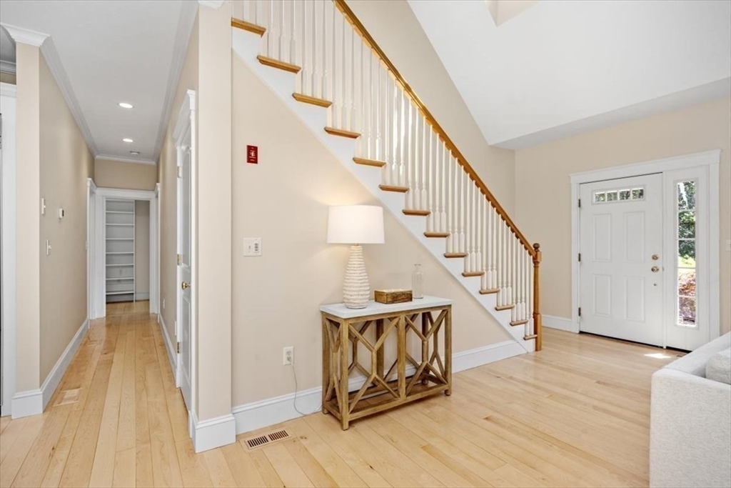 7 Stevens Way