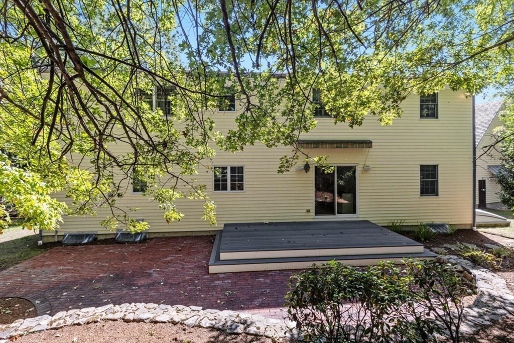 7 Stevens Way