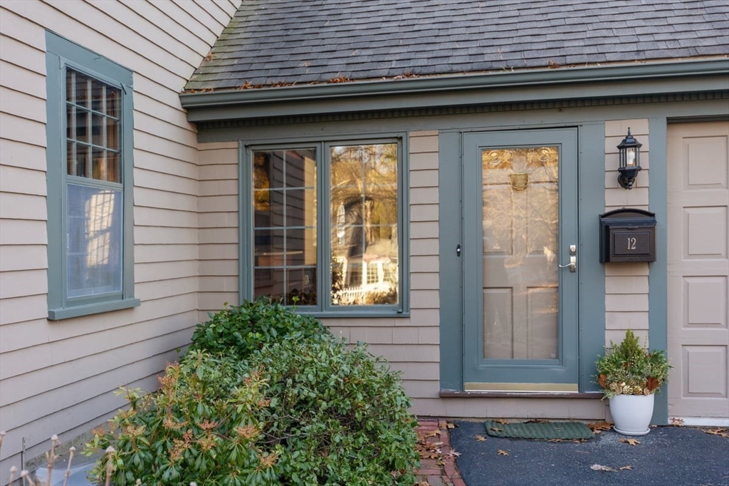 12 Hoover Road