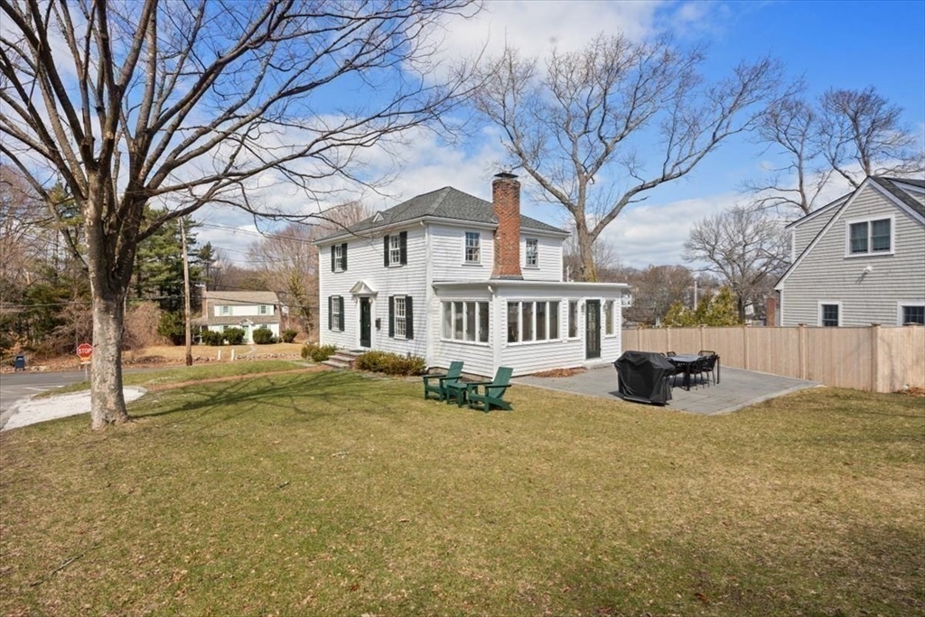 67 Governor Long Rd