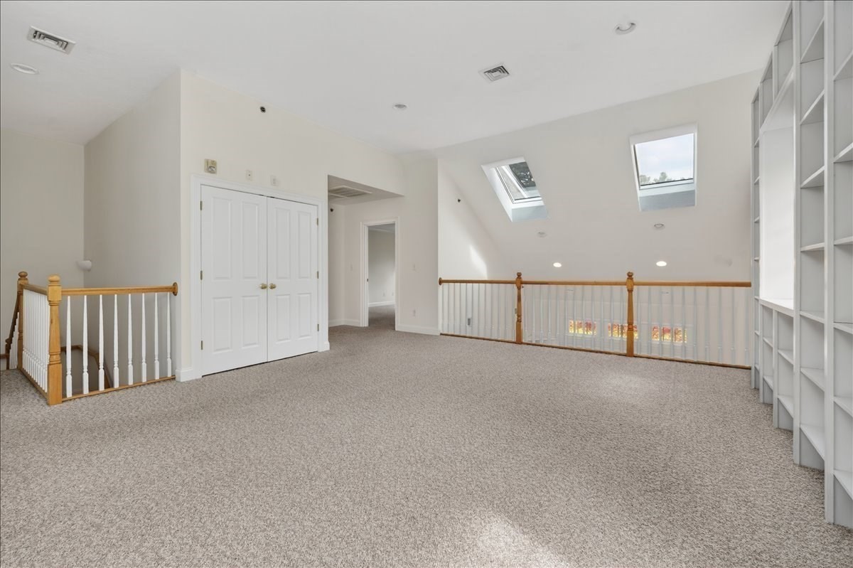 14 Whiting Lane # 14