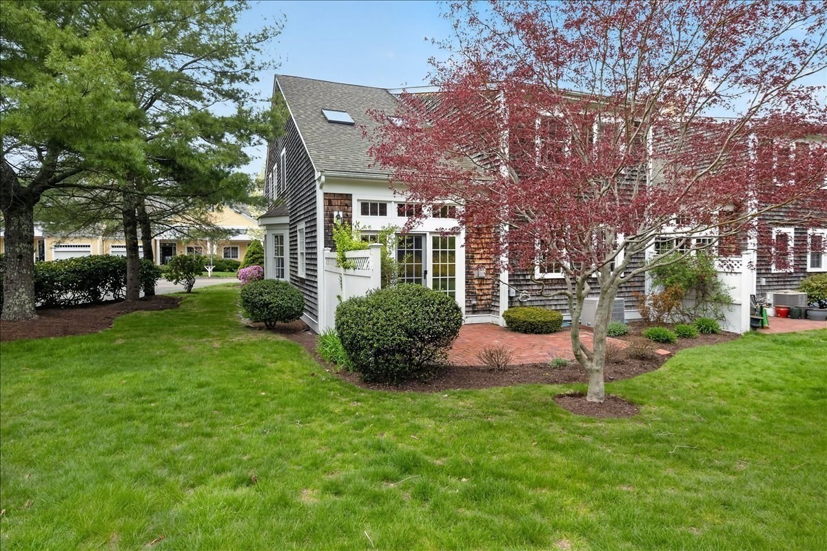 14 Whiting Lane # 14