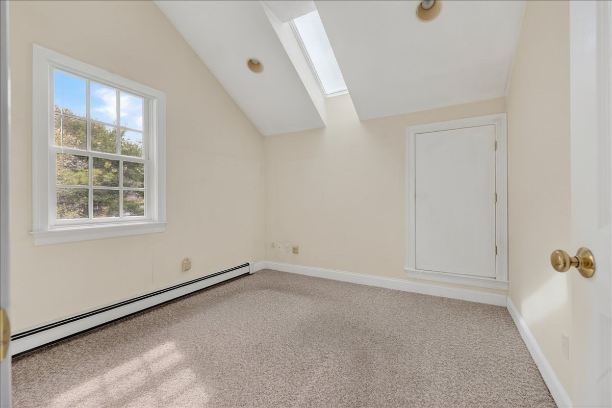14 Whiting Lane # 14