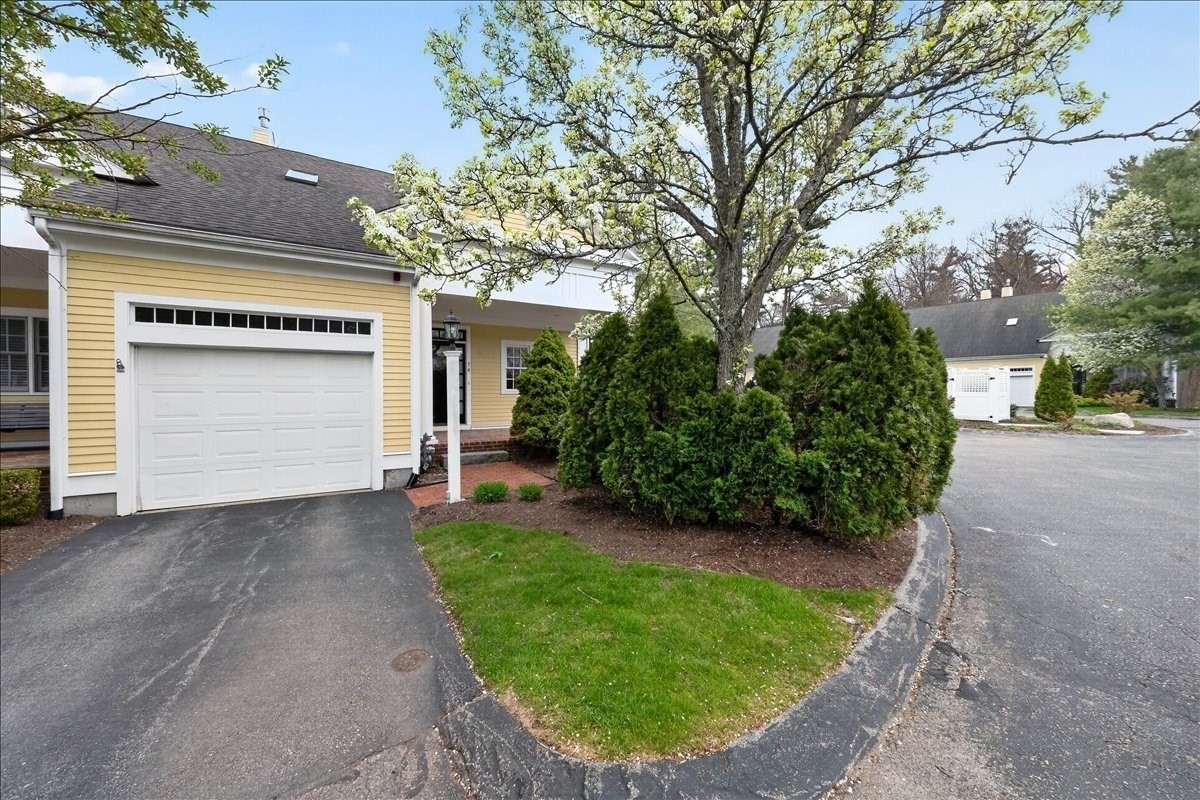 14 Whiting Lane # 14