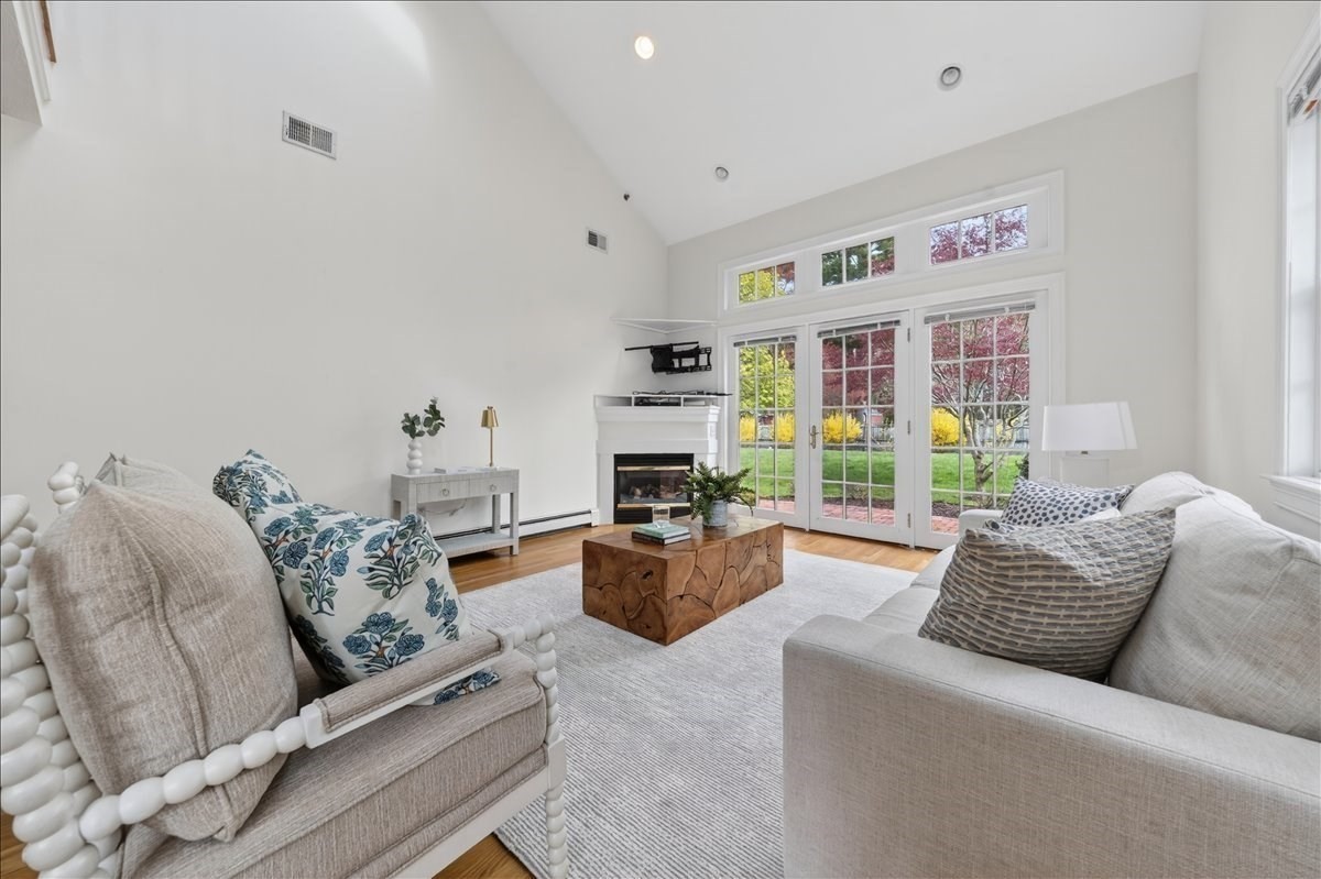 14 Whiting Lane # 14
