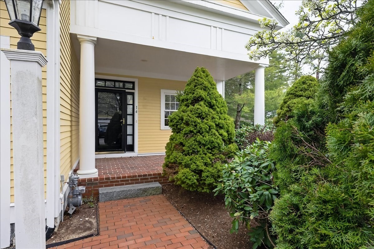 14 Whiting Lane # 14