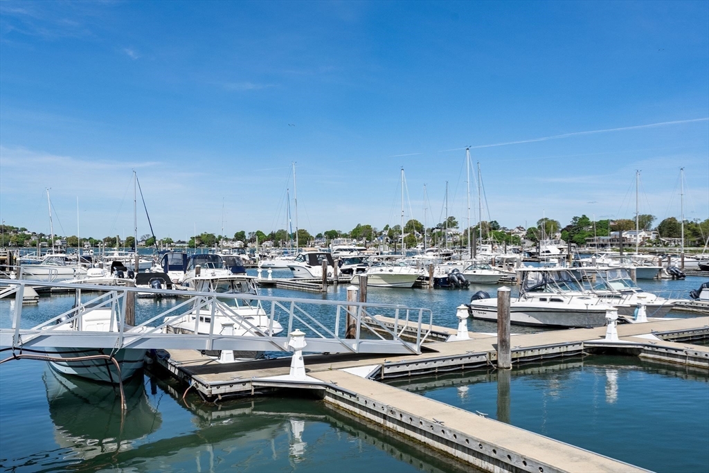 10 Shipyard Dr # 511