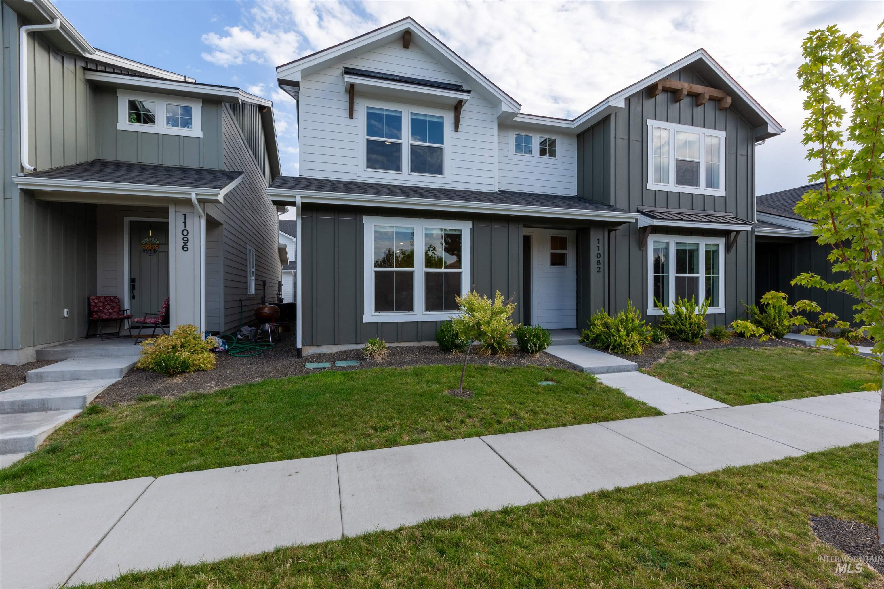 11082 W Hydrangea St.