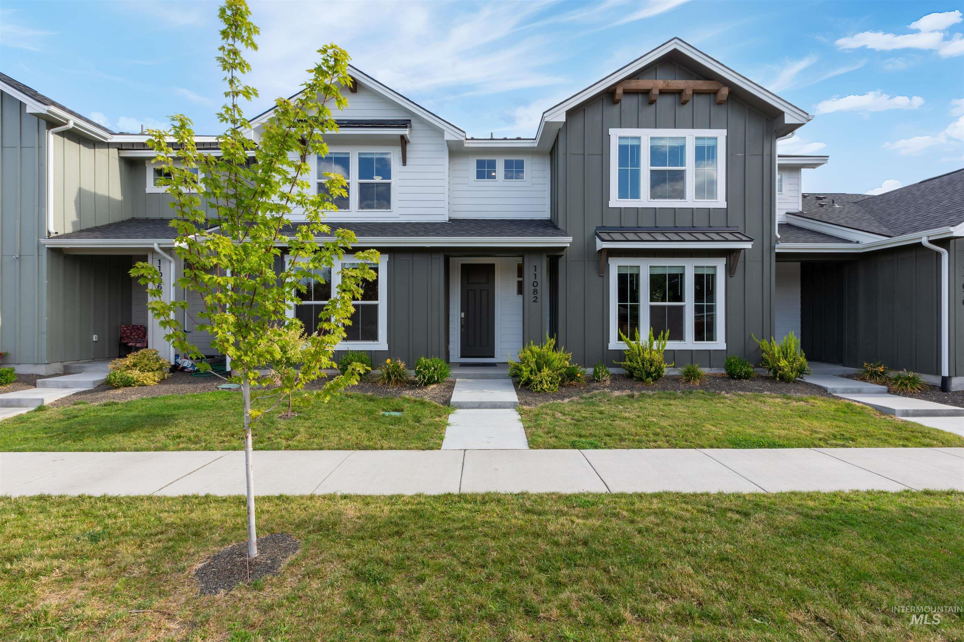 11082 W Hydrangea St.