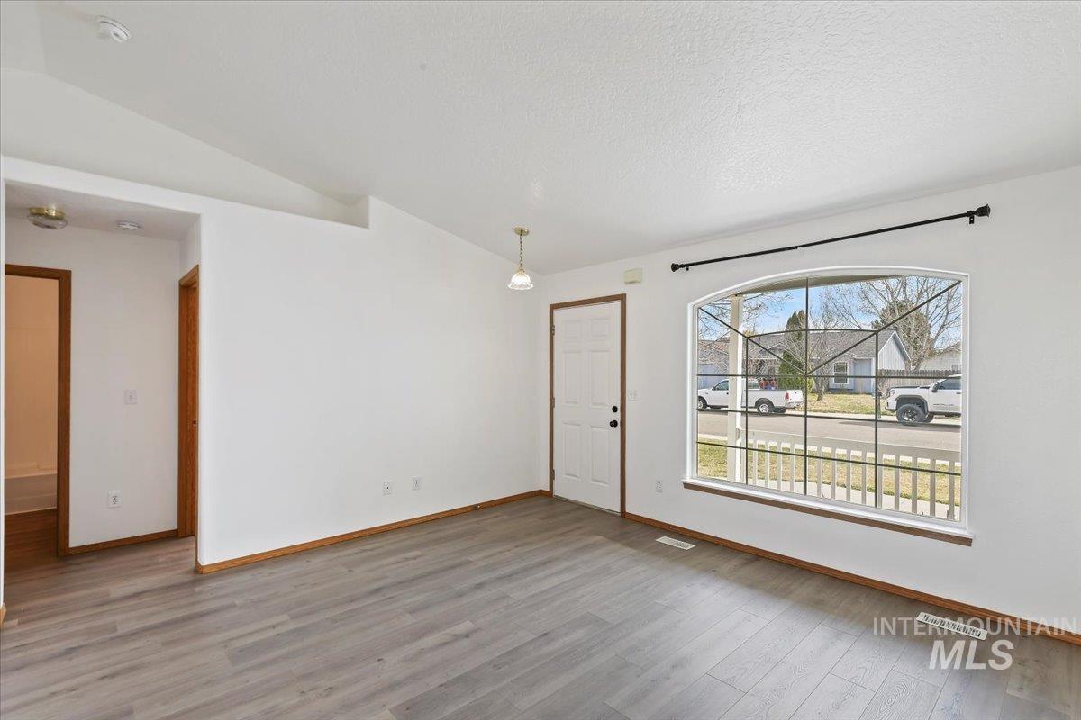 129 N Summer Breeze St.