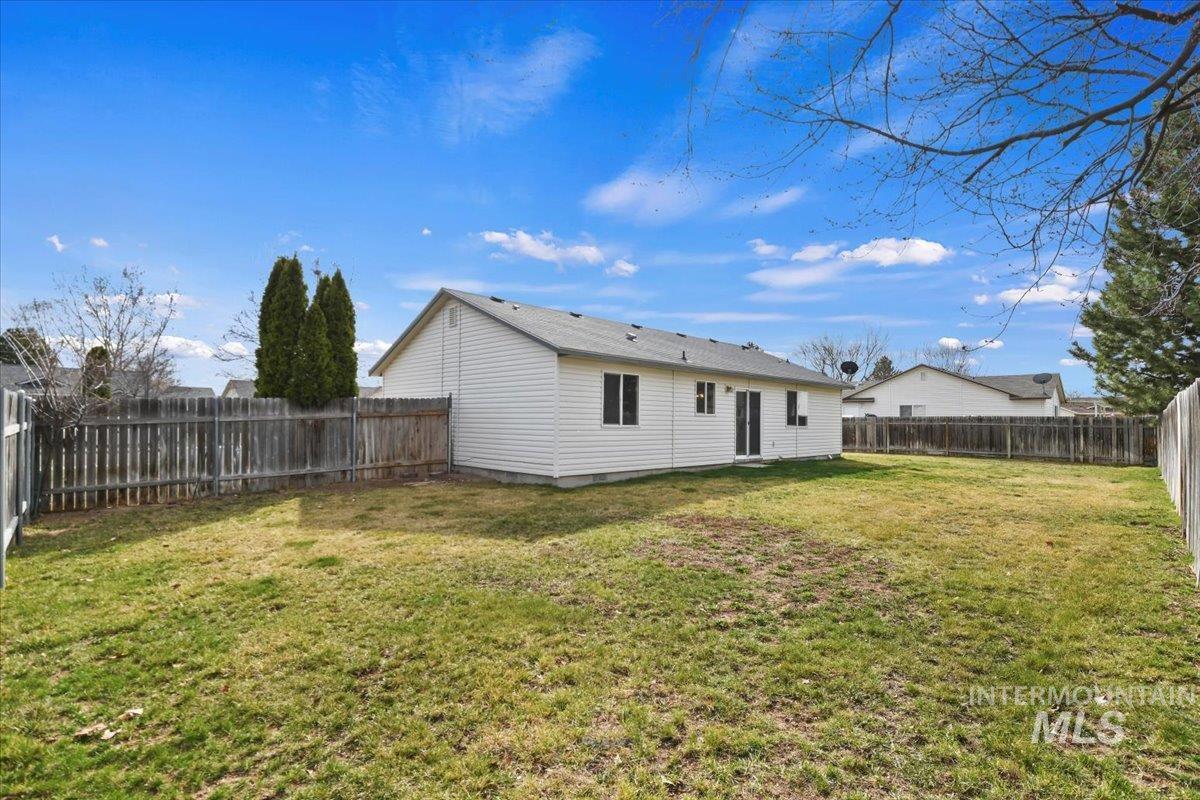 129 N Summer Breeze St.