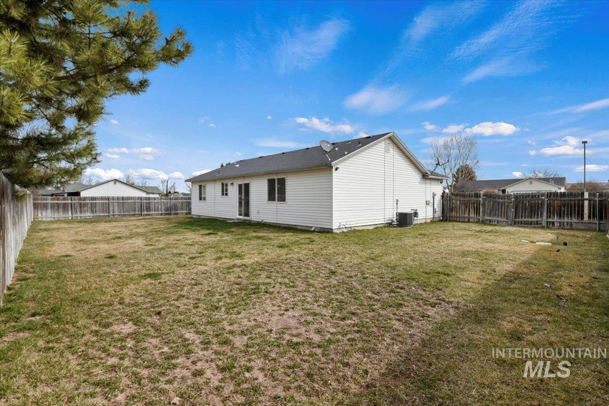 129 N Summer Breeze St.