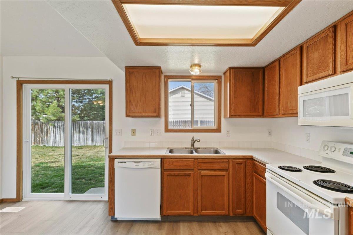 129 N Summer Breeze St.