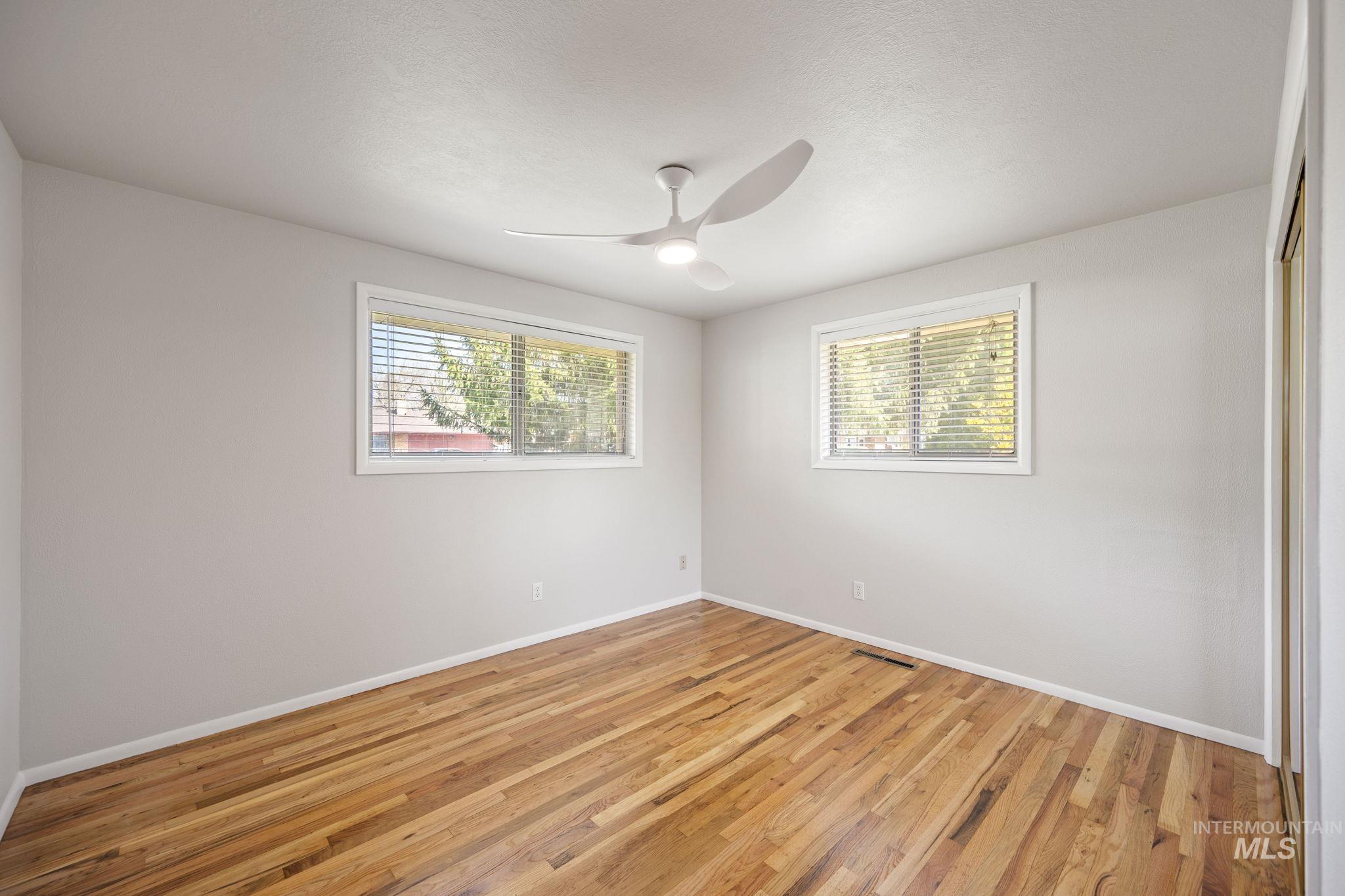 2824 N Weaver Circle