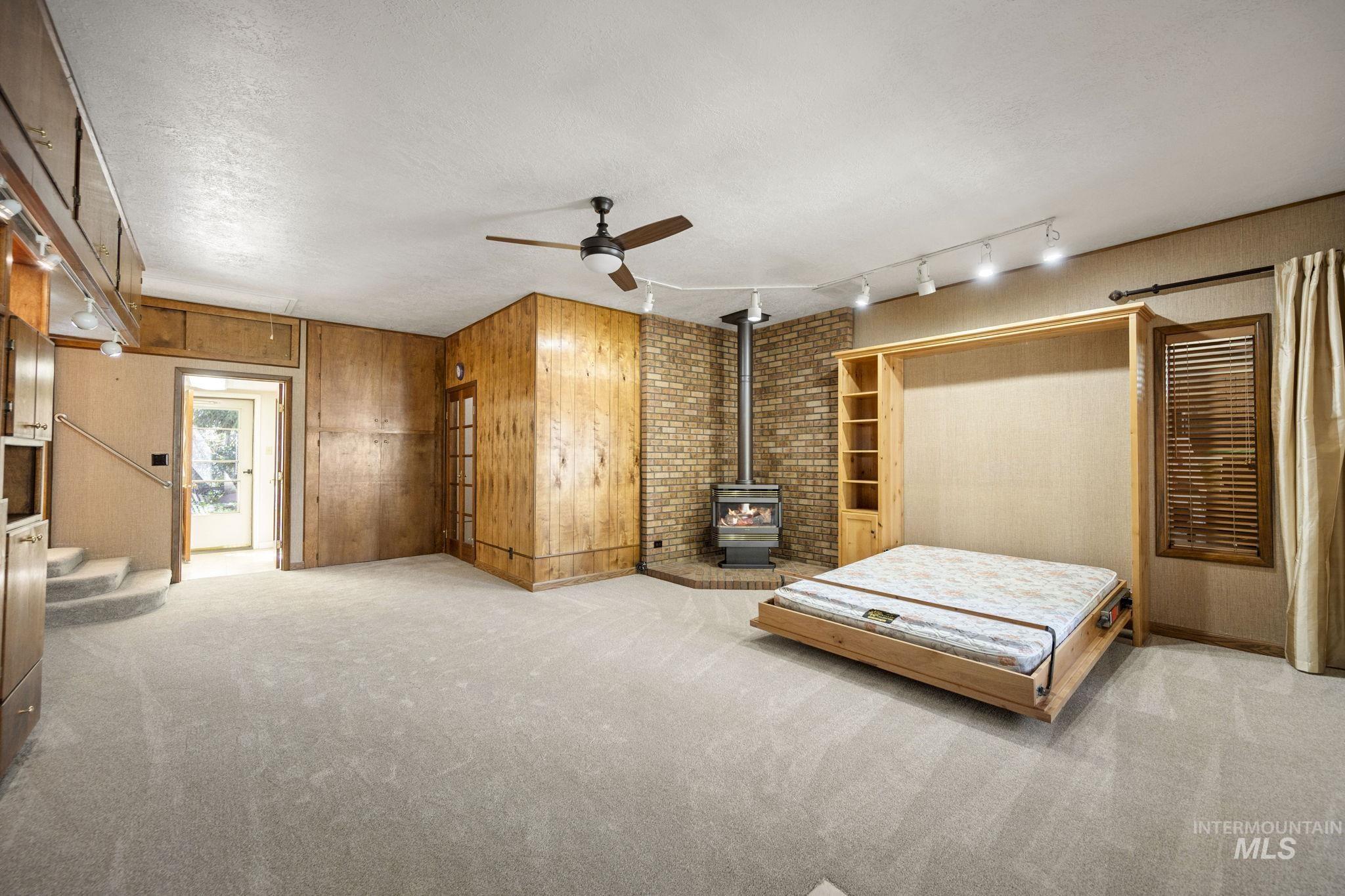 2824 N Weaver Circle