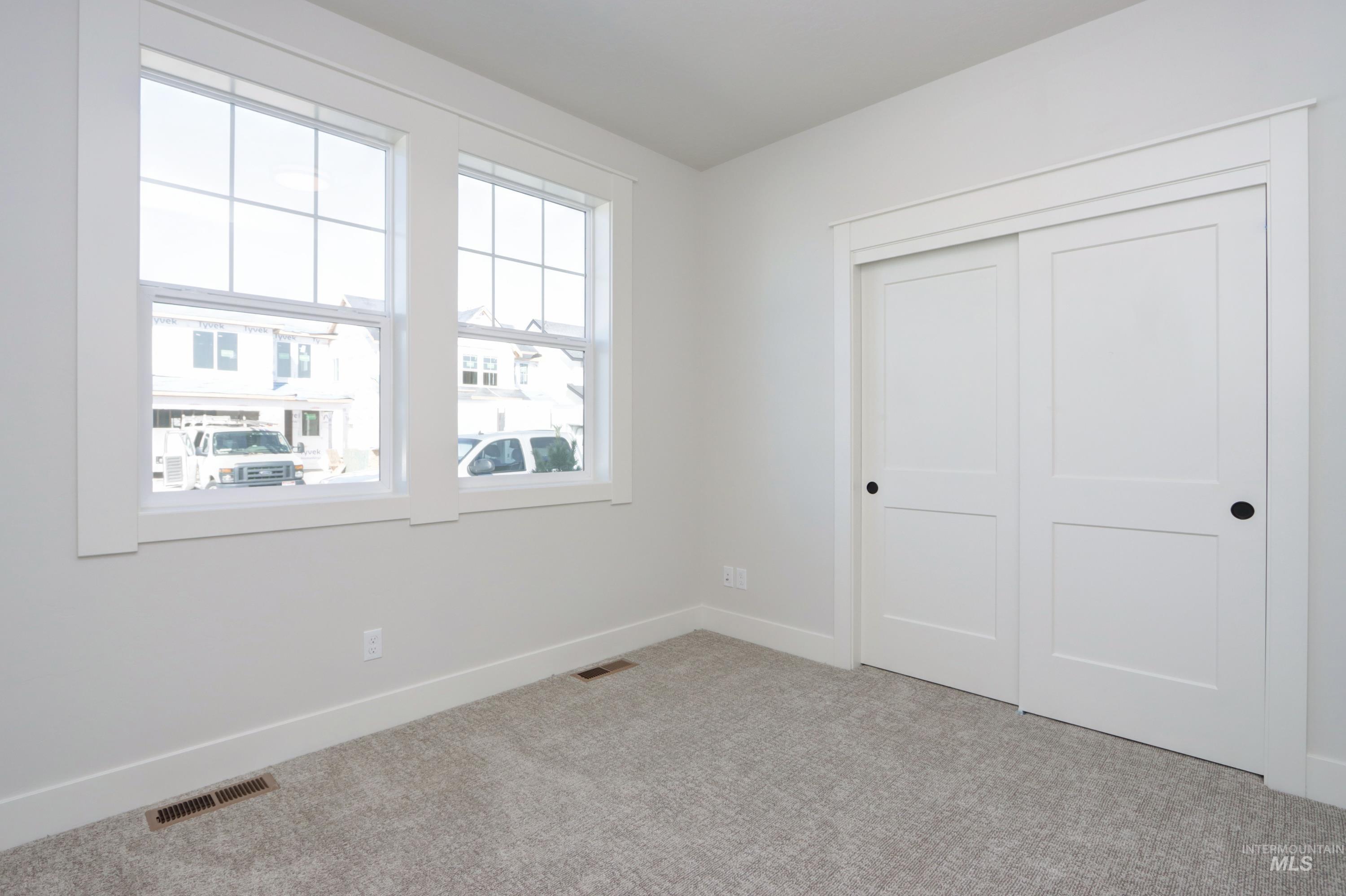 1196 N Meadowglen Ave Unit: GPS not updated use directions