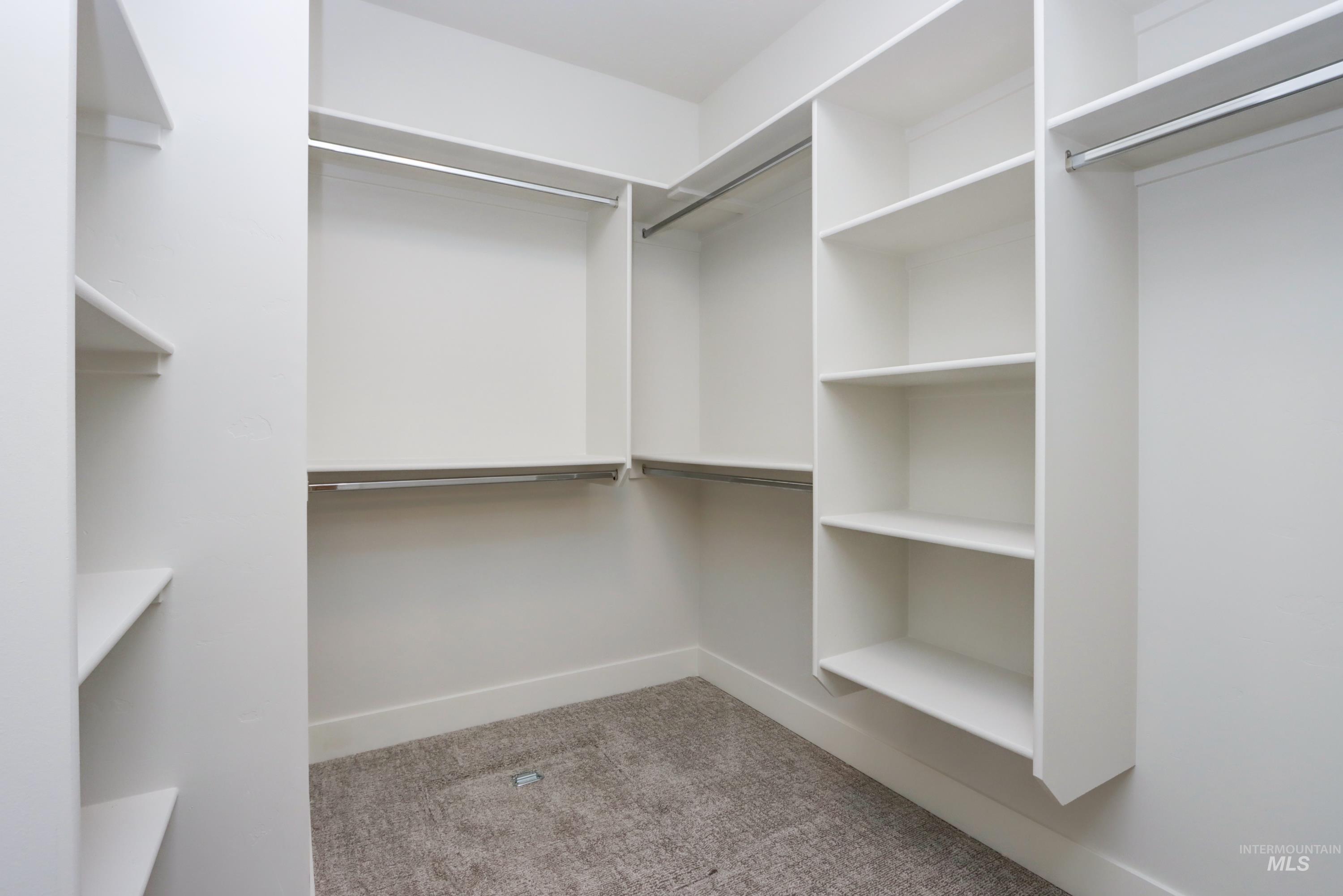 1196 N Meadowglen Ave Unit: GPS not updated use directions