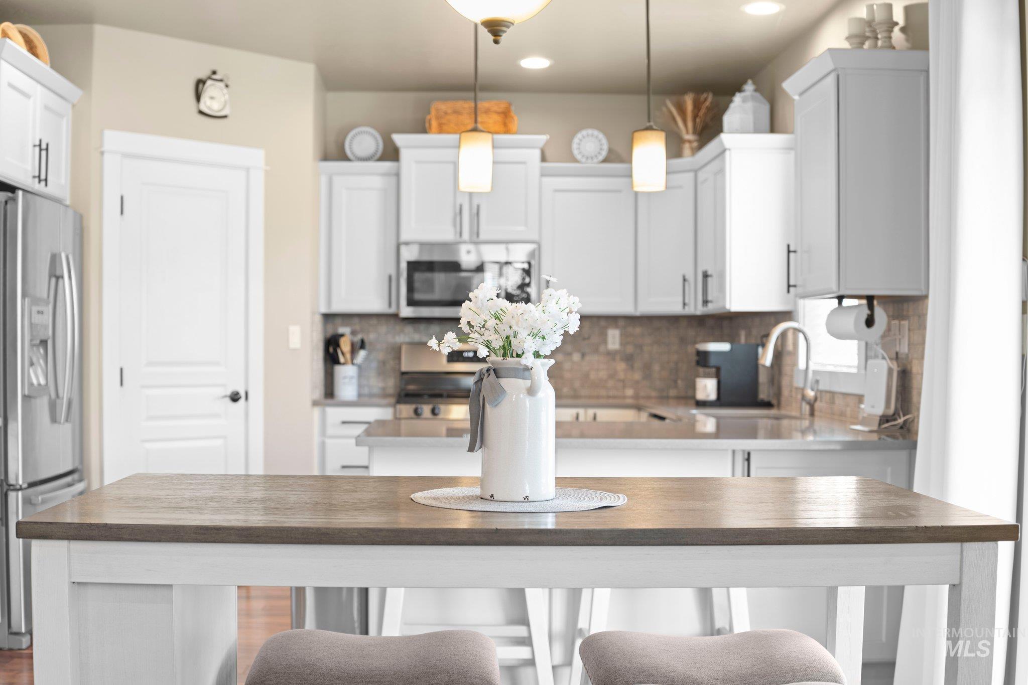 9648 W Moonlight Dr