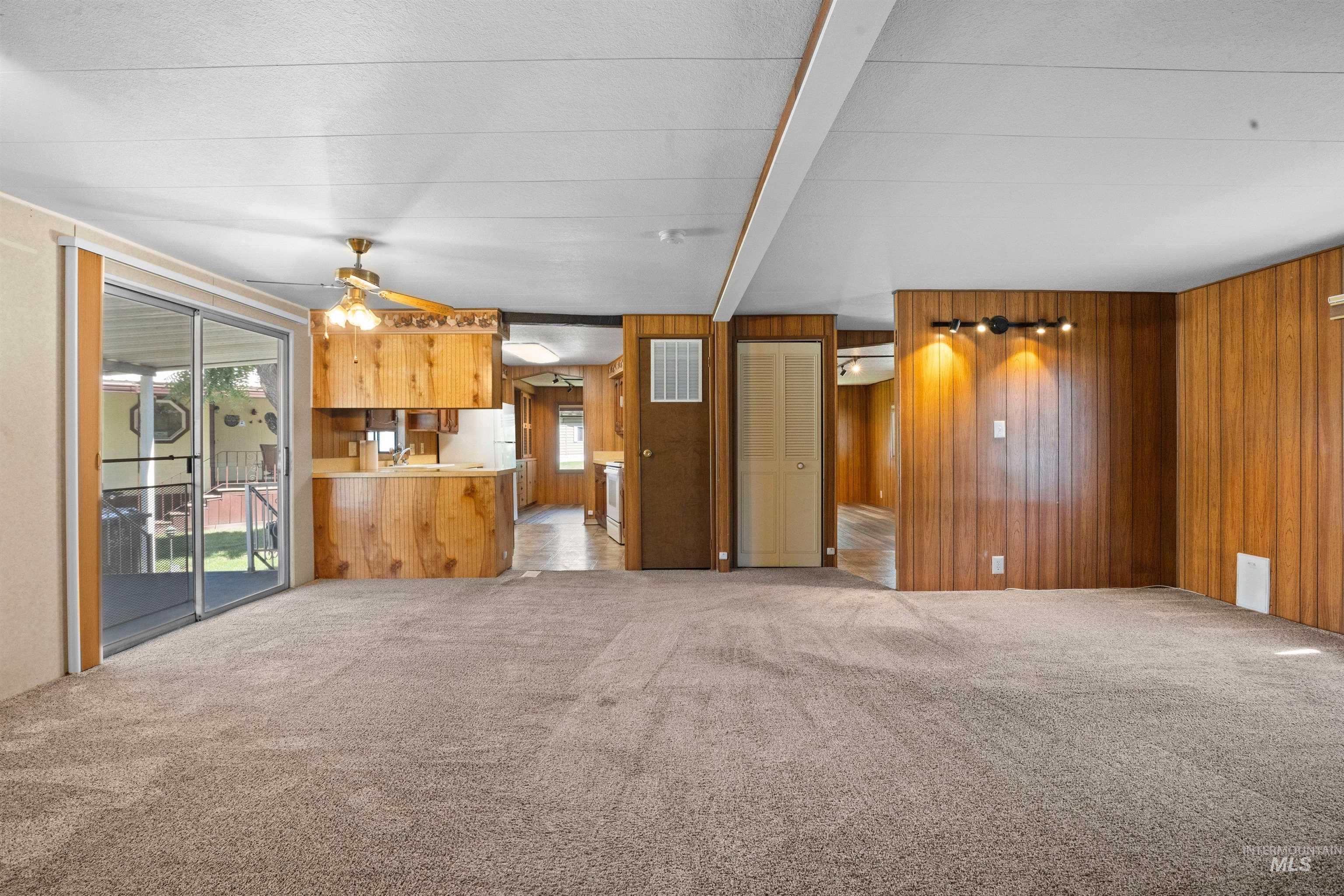 5657 Sudley Lane