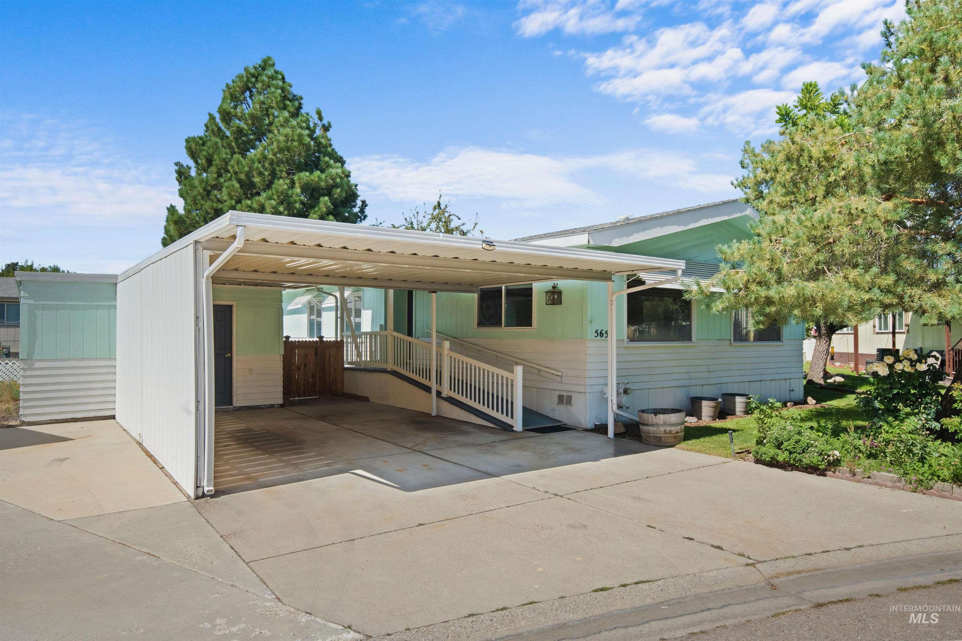5657 Sudley Lane