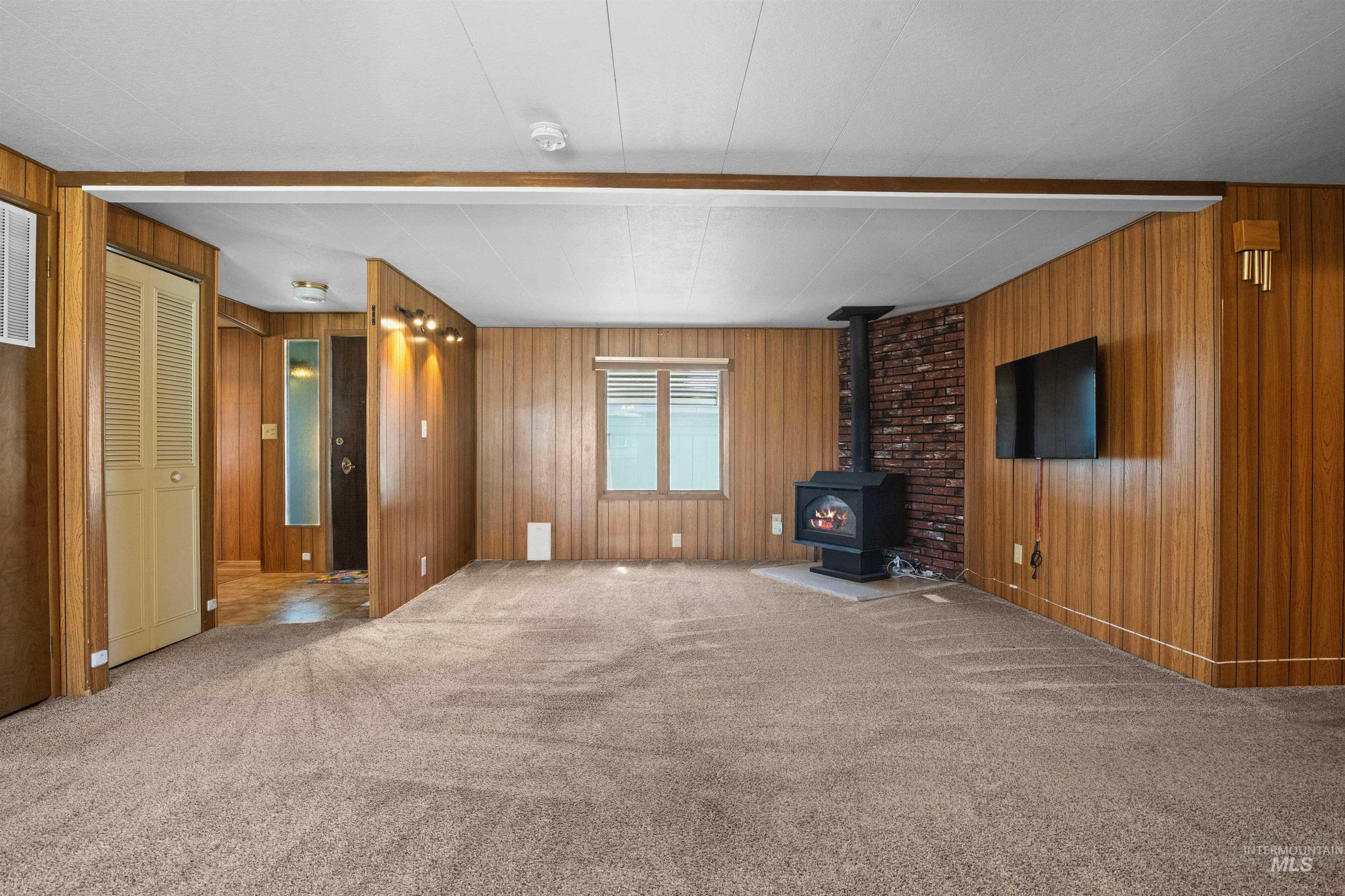 5657 Sudley Lane