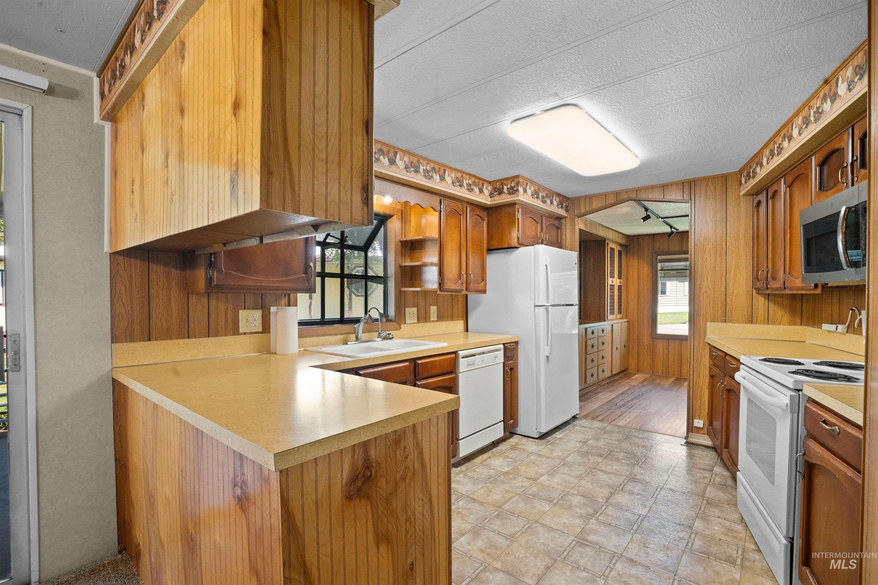 5657 Sudley Lane