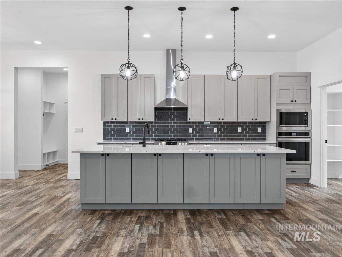 25889 Clydesdale Lane