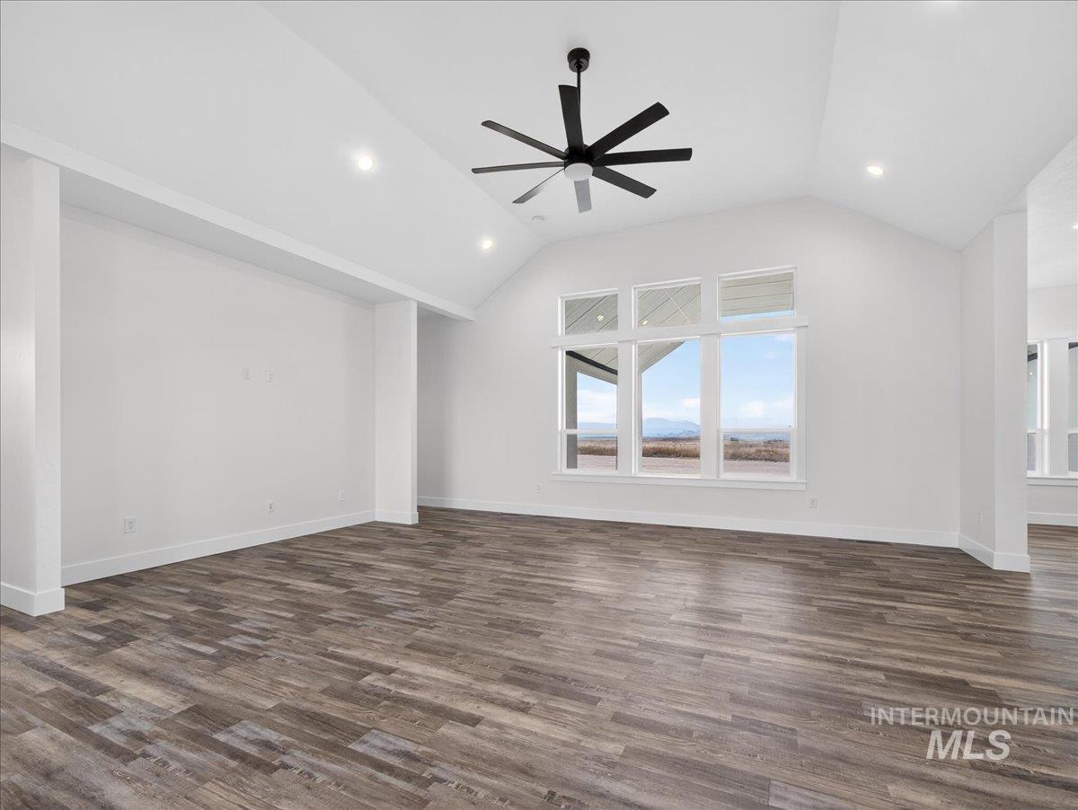 25889 Clydesdale Lane